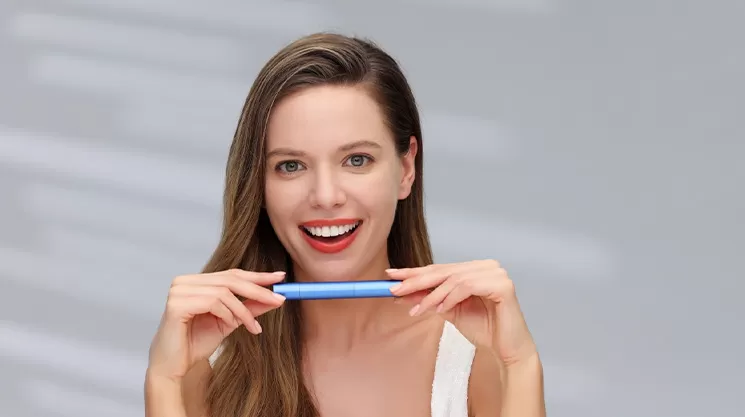 Ingredient Decisions for Pens: Hydrogen Peroxide vs. Carbamide Peroxide vs. PAP