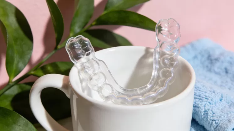 Why U-Shaped Whitening Trays Are Replacing Traditional Custom Trays in Beauty Salons