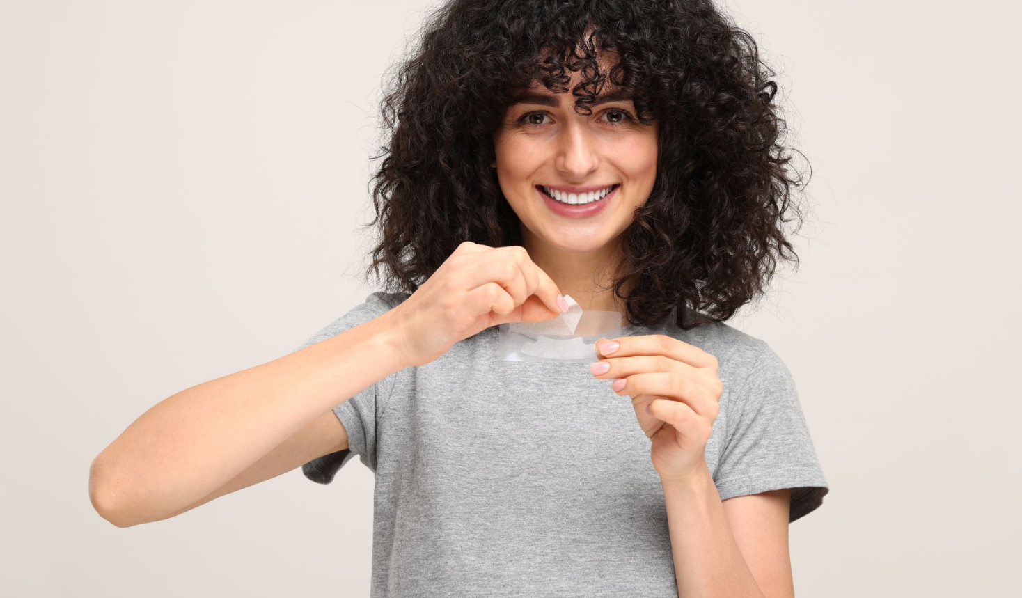 Daily Use Tips For Safe And Effective Whitening: A Dentist’s Guide